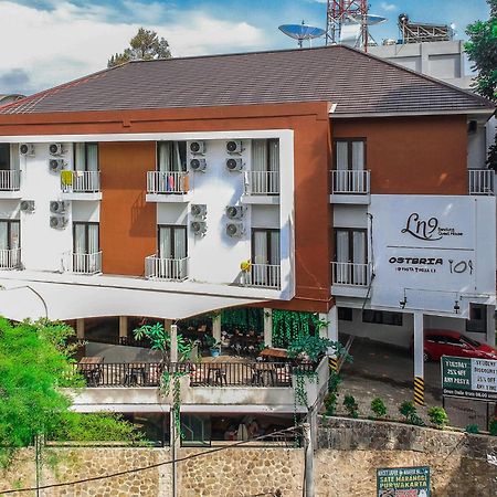 Ln9 Bandung Guest House Ngoại thất bức ảnh